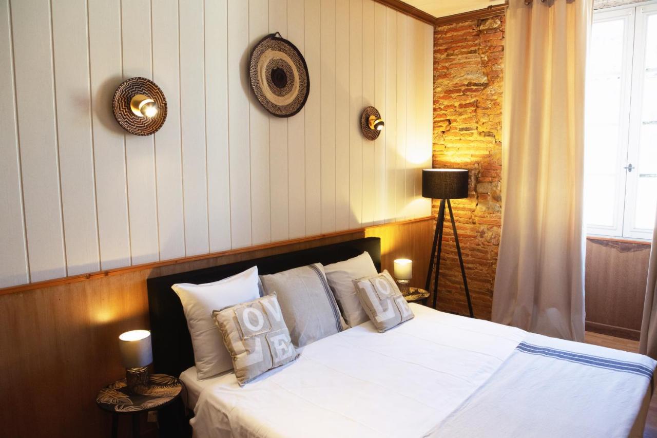Cafe De France Eauze Bed and Breakfast Eksteriør billede